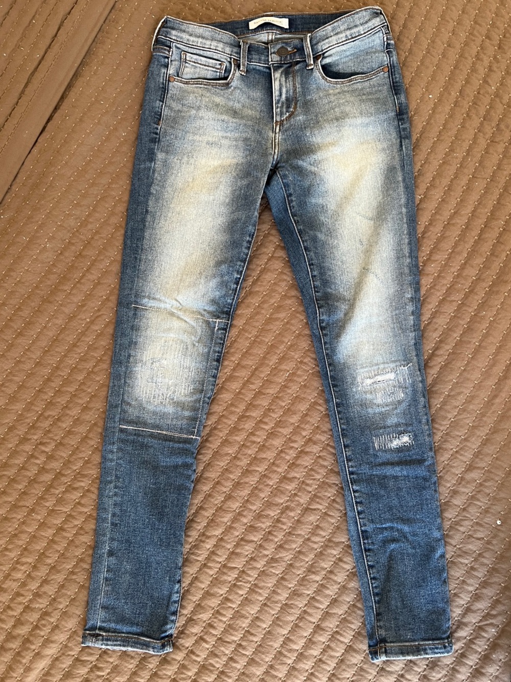 Banana Republic Women's Skinny Jeans in Light Blue Wash